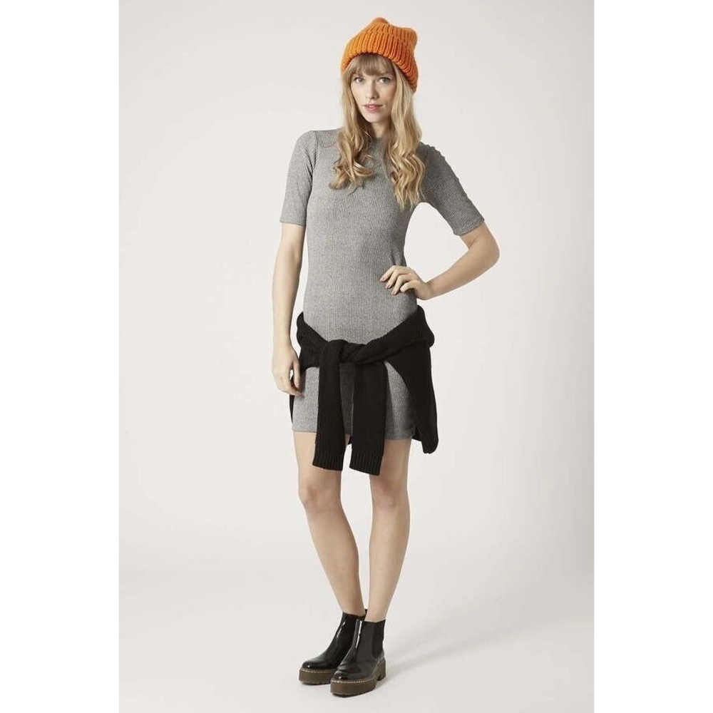 Topshop Size 6 Ribbed Mini Bodycon Dress Gray Short Sleeve Pullover Minimalist - Picture 2 of 10